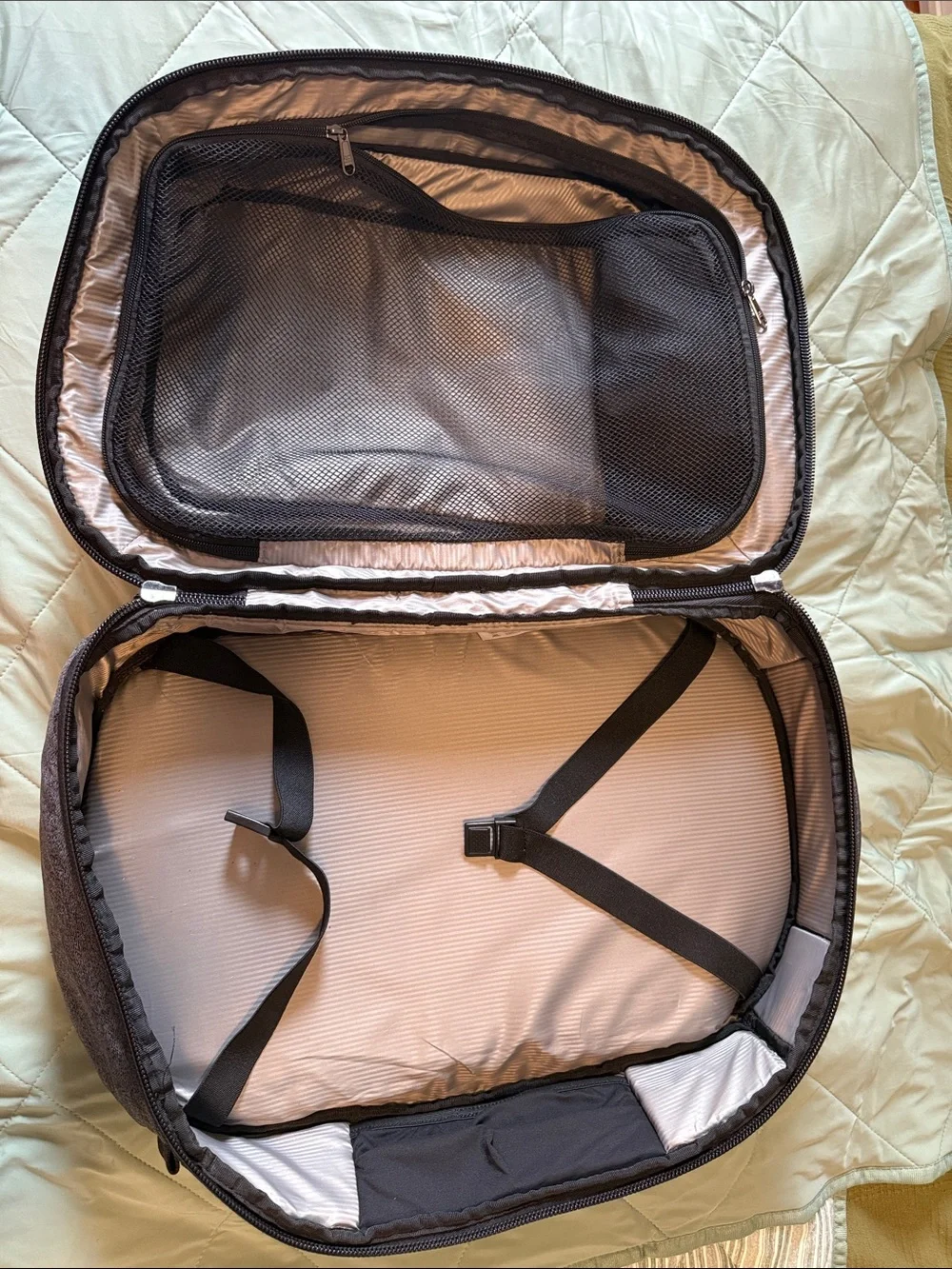 Sherpani Gray Heather Travel Backpack